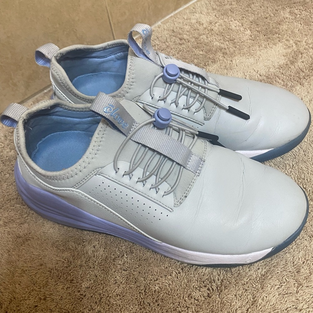 Clove 👟work sneakers/ easy wipe